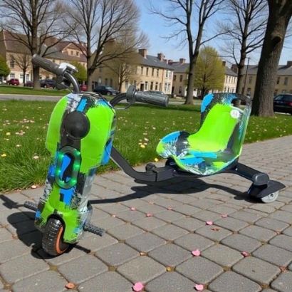 صورة سكوتر درفت صغير أخضر جميلة 36 فولت بثلاث عجلات